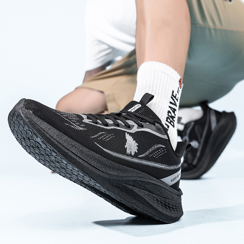 Scarpe da Corsa Ultra Leggere  - Ultragear Running recensione e prezzo